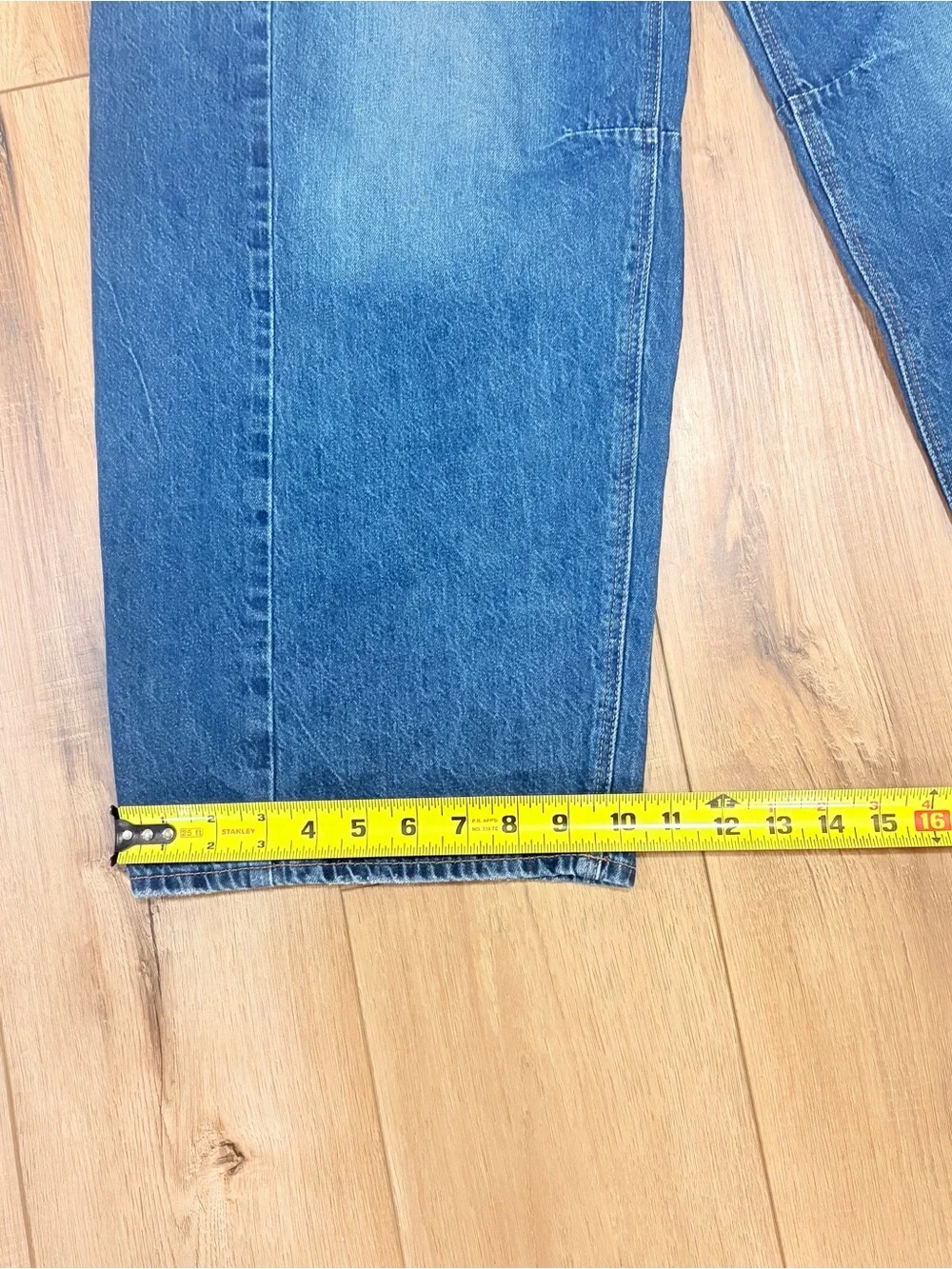 American Eagle Dreamy Drape Barrel Jeans 8 Blue Y2K Baggy Denim Core